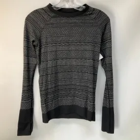 Athletic Top Long Sleeve Crewneck By Lululemon In Grey, Size: 4