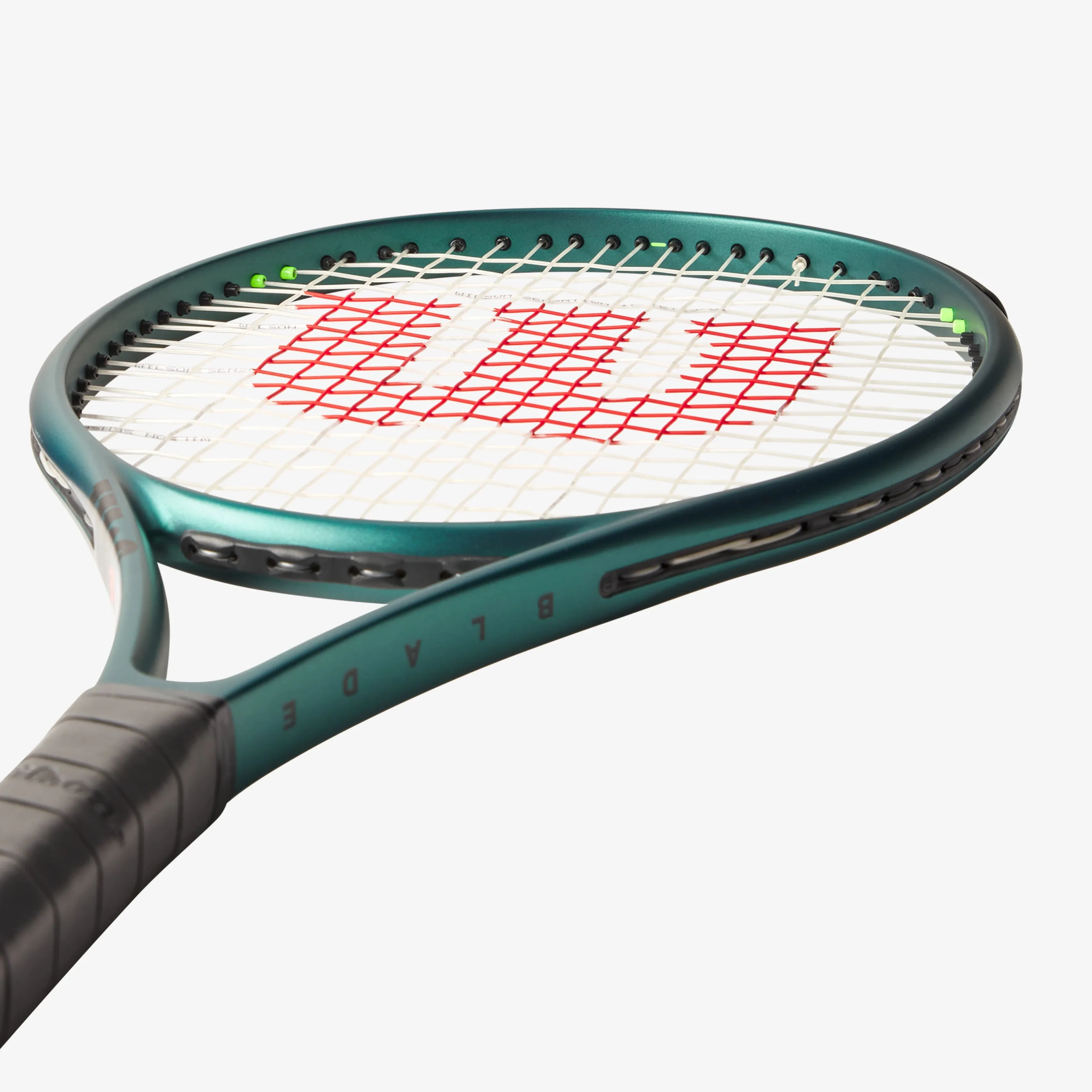 Wilson Blade 26 v9 junior